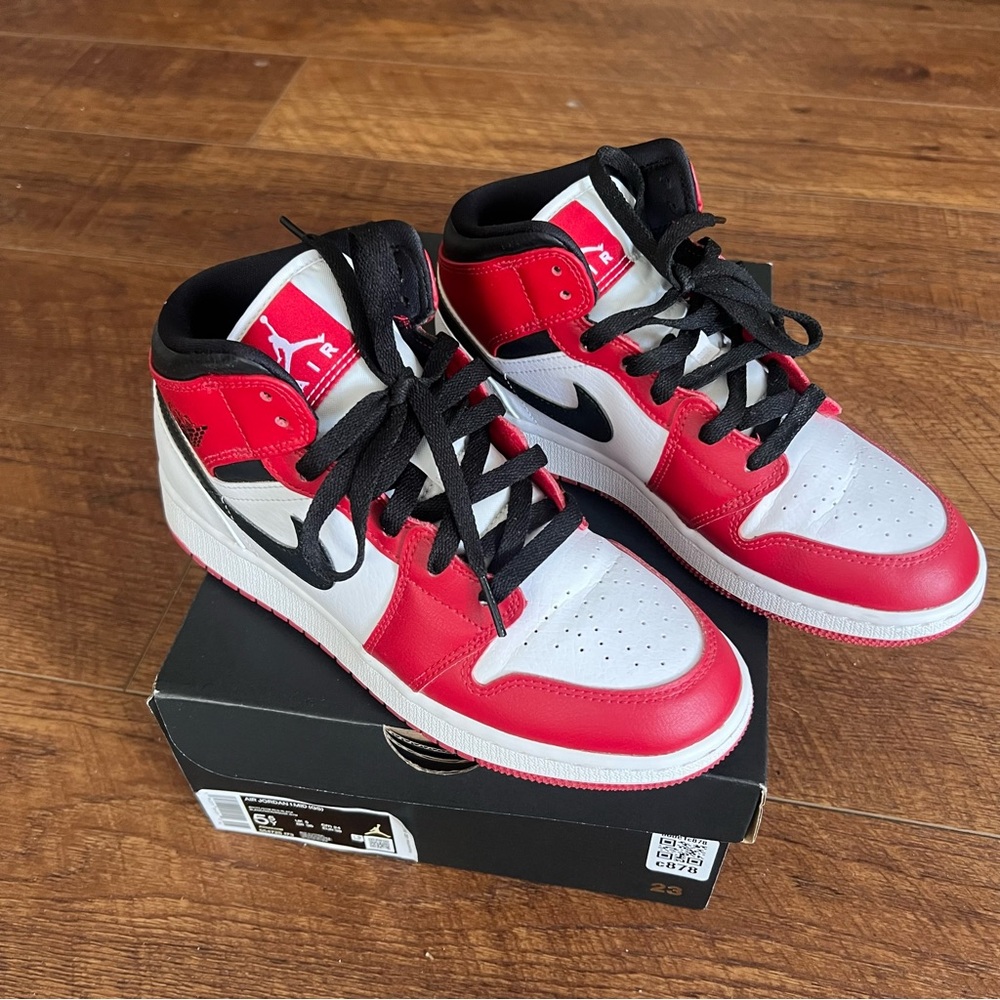 Nike Kids Sneakers Red and White